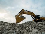 Large Excavator 95 Ton